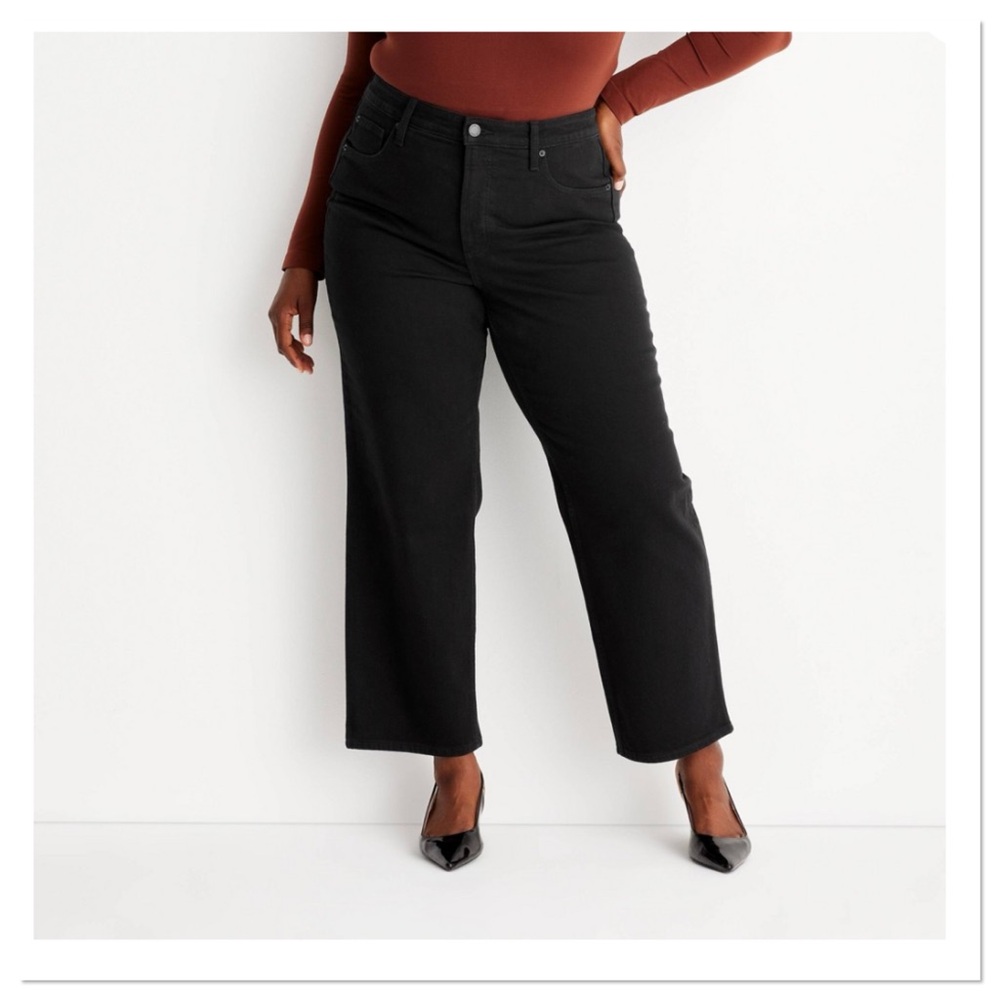 Women’s High Rise Straight Ankle JeansUniversal Thread Black